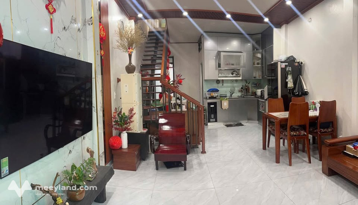 Nhà 2 tầng trung tâm Kiến An, 3 ngủ, full nội thất xịn sò, giá 2,2 tỷ