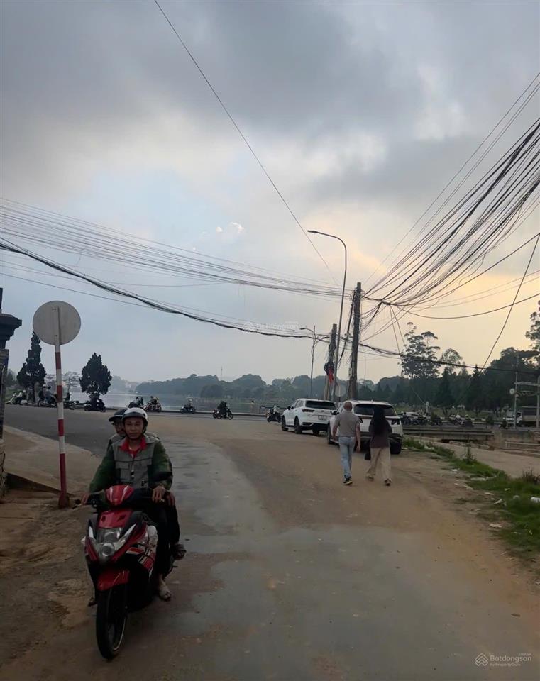 Đất hai mặt tiền trạng trình rộng 665m2 cách hồ xuân hương chưa đến 1km, 42.1tr/m2 thương lượng