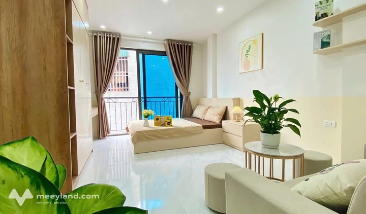 Tòa nhà 8 tầng full nội thất, xây mới tinh, giá chỉ 13 tỷ - Trương Định