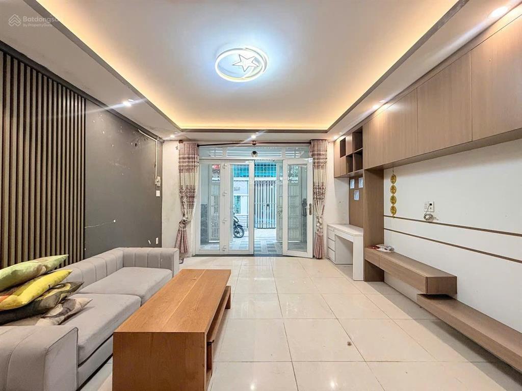 Nhà gò vấp hẻm ba gác ngang 4.6m 3 tầng mới đẹp nhỉnh 4 tỷ