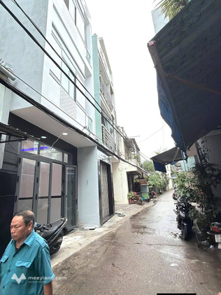 Bán nhà 3 tầng hẻm oto đường Trần Hưng Đạo, Lê Hồng Phong, Quy Nhơn