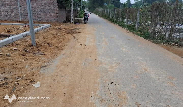 Em bán ô đất 2 mặt tiền tại trục chính thôn Mé, Hướng Đạo, Tam Dương, Vĩnh Phúc