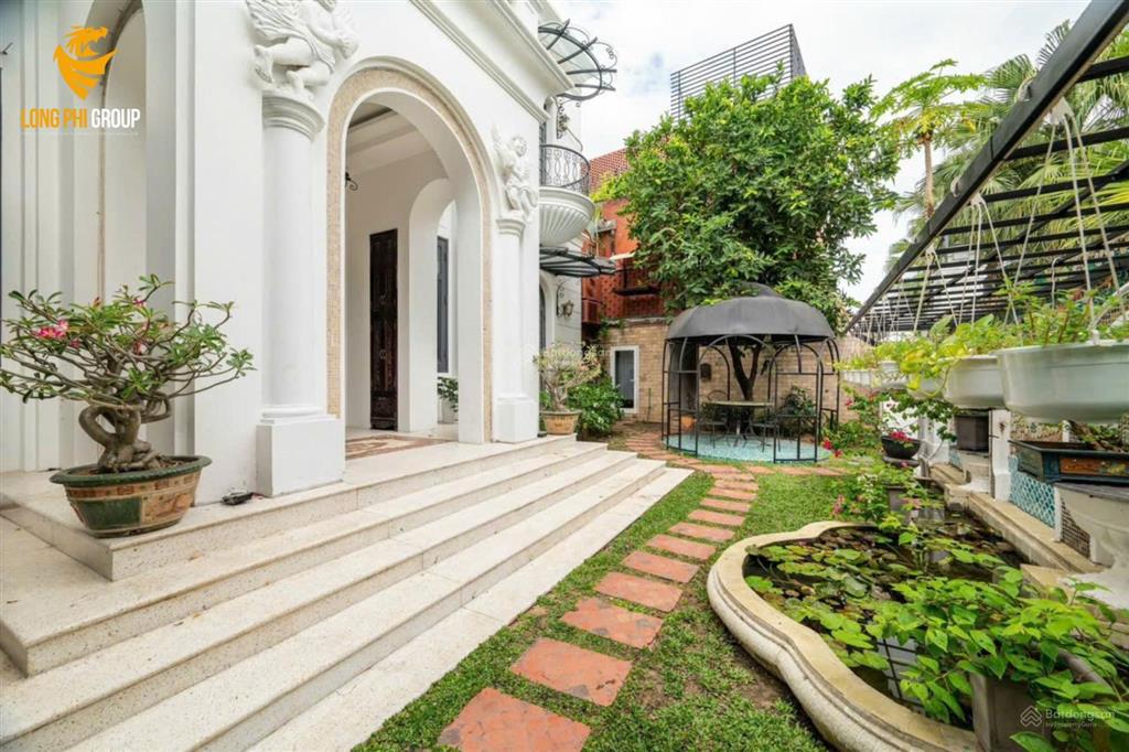 Продаётся дом, 490 м², Cẩm Lệ