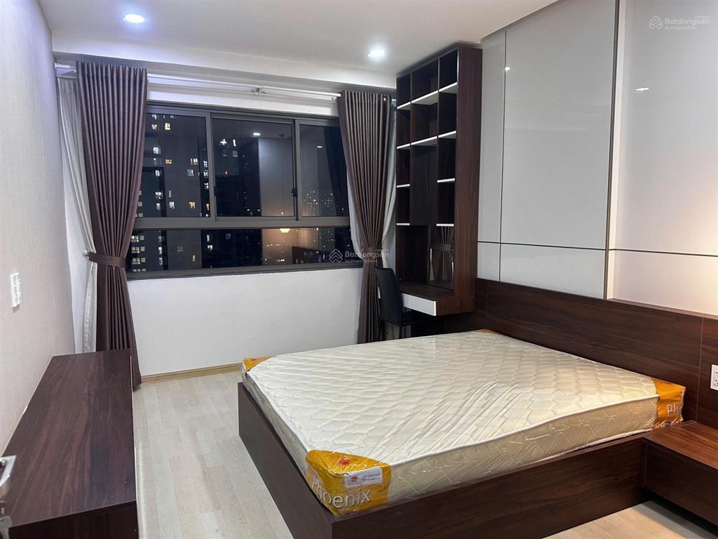 Bán căn hộ cc wilton tower 2pn = 6,3 tỷ. 0932 092 *** thanh