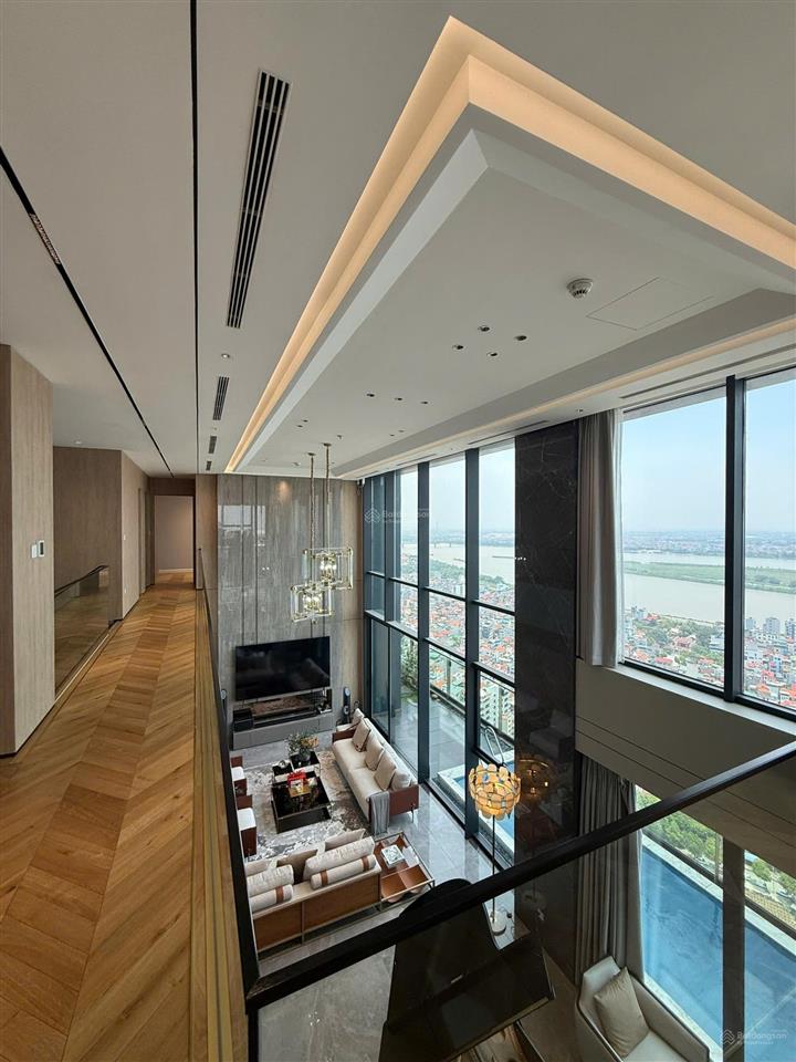 Sunshine golden river 162m2 tầng cao view hồ tây full nội thất