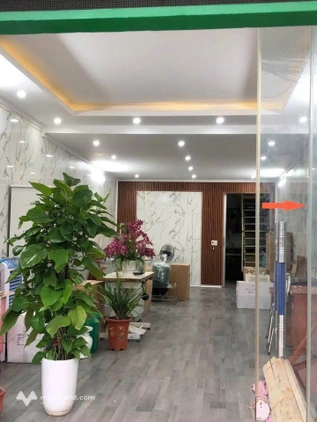 Chính chủ gửi bán căn nhà 3 tầng mặt đường Lý Bôn, trục huyết mạch của tỉnh Thái Bình