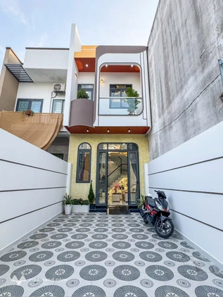 Nhà trệt lầu 3 phòng ngủ (có phòng ngủ trệt) - Sân đậu ô tô - Đường B2 - Khu dân cư 3A - An Bình - Thành phố Cần Thơ