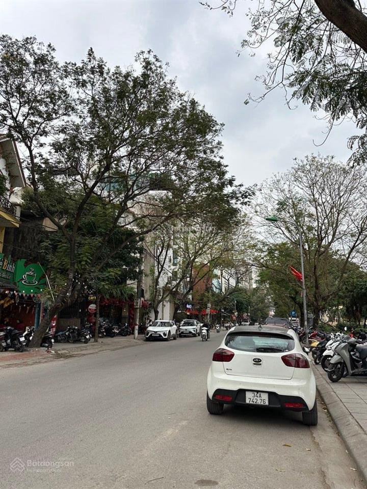 Bắc linh đàm lô góc gần hồ điều hòa công viên