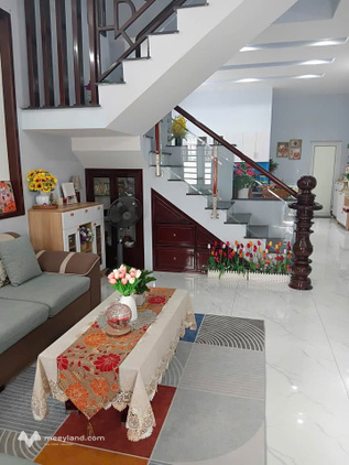 Nhà đẹp một trệt một lầu khu An Phú Sinh, hộ khẩu Cẩm Thành - Quảng Ngãi