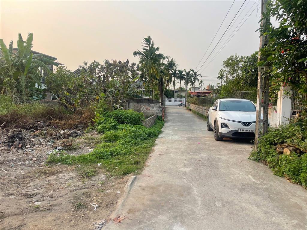 Lô đất thái thịnh thái thụy thái bình đường ô tô tránh nhau gần ủy ban trường học vài
