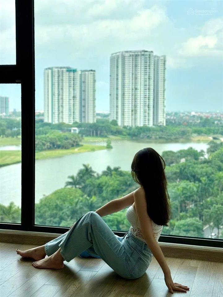 Bán căn 3 ngủ hoa hậu tòa landmark 115m hướng đông nam view trực diện sân golf