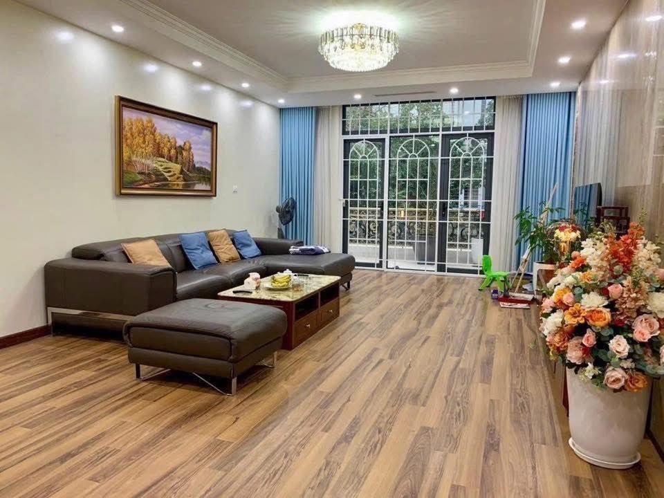 Bán nhà Lô 3 KĐT Định Công, 5 tầng mới, thang máy, 30 tỷ