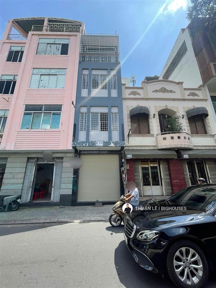 Bán nhà mặt tiền khu nguyễn hữu cầu & trần quang khải. nhà 5tầng, dt126m2, nhà đẹp kinh doanh ngay