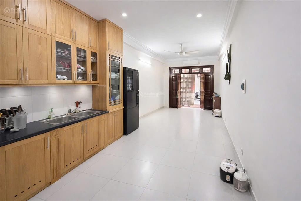 Mỹ đình lô góc 3 thoáng 36.5m2 x 6 tầng giá 7.3 tỷ cầu thang rộng có thể cải tạo thang máy