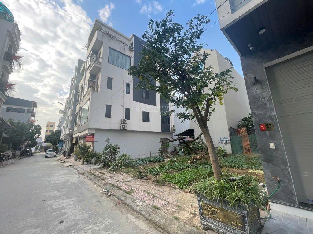 Bán đất thị trấn chúc sơn 85m² mt 6m, lô góc, sổ đỏ full thổ cư, ôtô tránh, giá chỉ 2, x tỷ