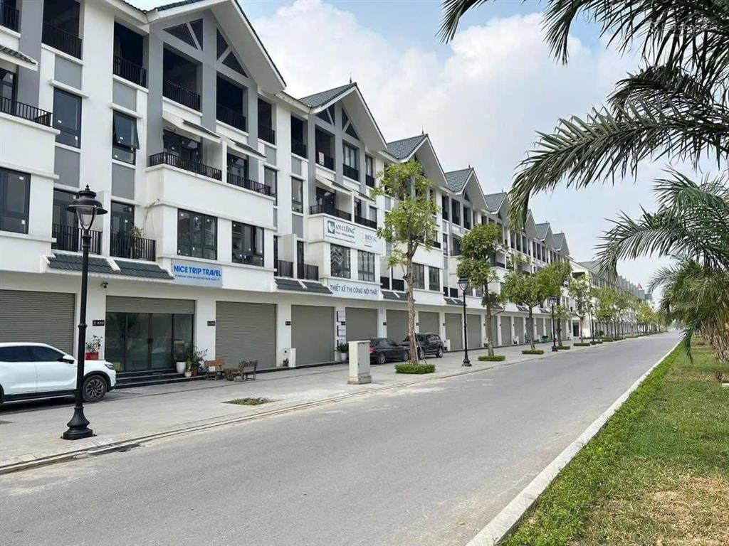Chuẩn sống đông dương nhà đẹp, đường rộng, giá tốt 14,5 tỷ (bao phí) kđt hinode royal park