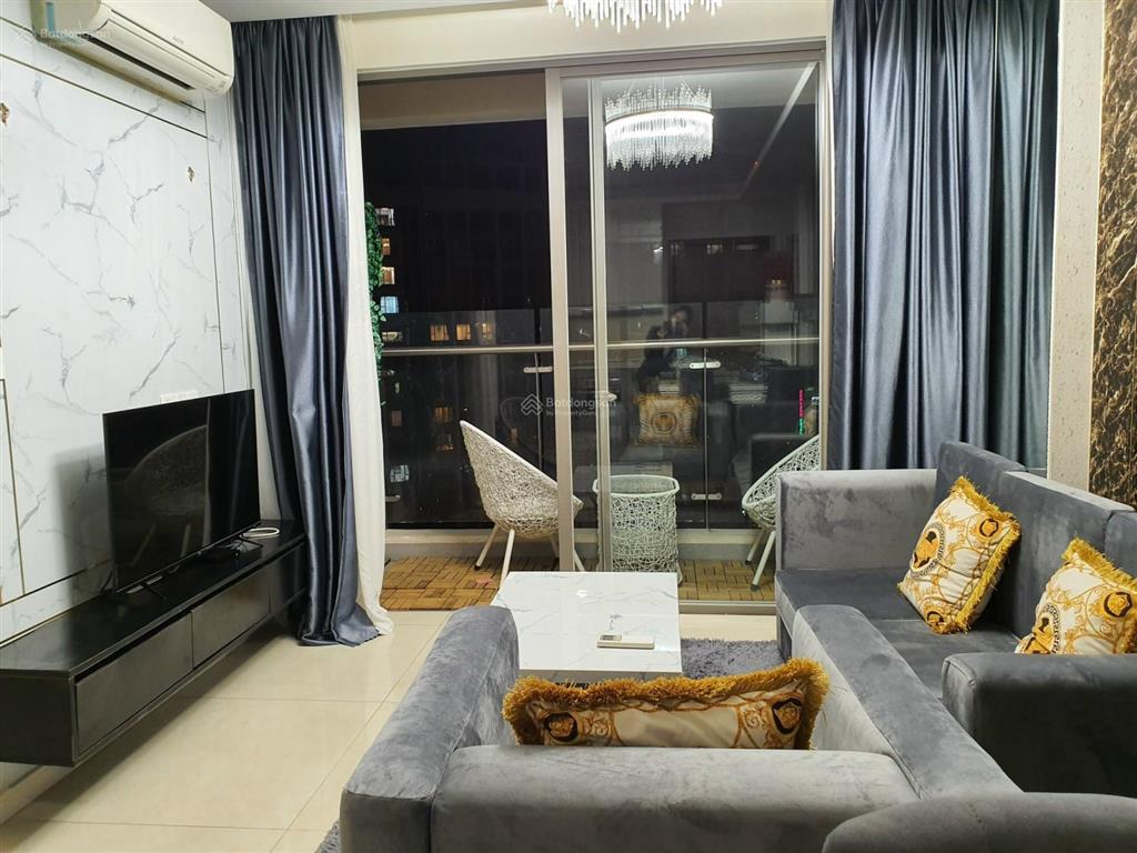 Cần bán nhanh căn hộ millennium 1pn giá 5,5 tỷ view sông 0918 753 ***