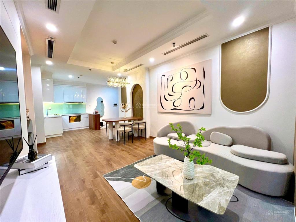 Cần bán nhanh căn hộ 2pn chung cư tân hoàng minh hoàng cầu tầng cao view đẹp,
