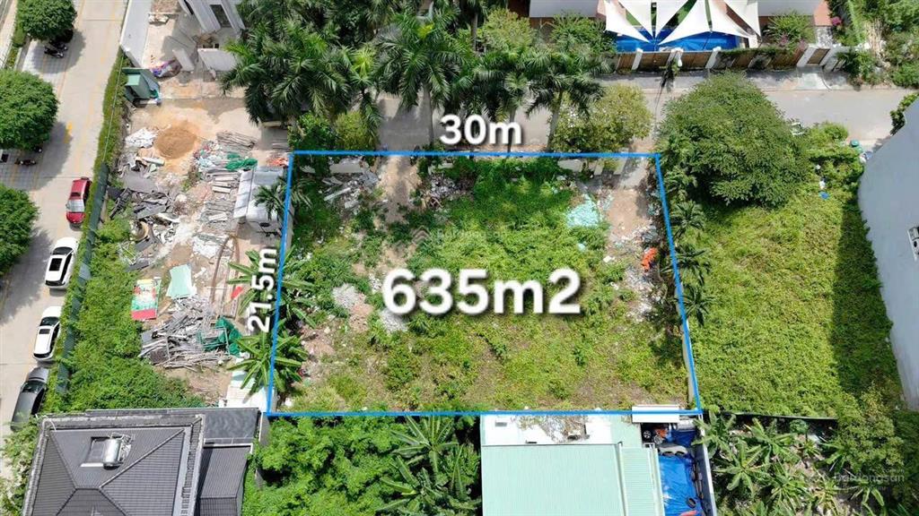 Chính chủ bán gấp lô đất compound thảo điền q2. dt 635m² (30x22m) vuông vức giá tốt chỉ 200tr/m2