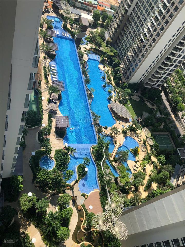 Chủ nhà cần bán gấp căn 2 phòng ngủ view nội khu sẵn sổ hồng chỉ 14 tỷ 3 (giá trong tháng)