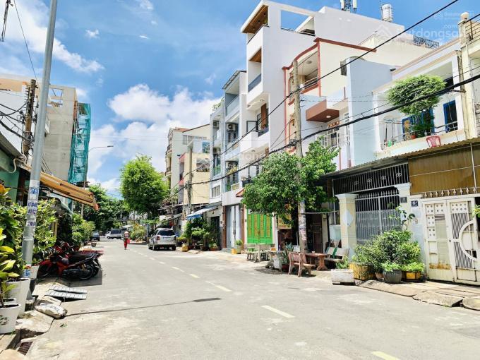 Bán nhà mt lê quốc trinh phường phú thọ hòa dt 7x18m cấp 4 giá 16,5 tỷ tl