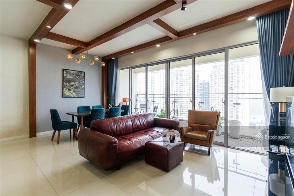 Nhà thực tế thông tin đúng | 3 phòng ngủ | tháp 3 | dt 141 m² | view city | giá 23 tỷ