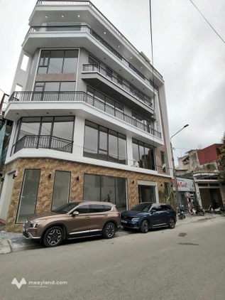 Nhà 4 tầng mặt đường Lê Thanh Nghị, Hải Dương - Vừa ở, vừa kinh doanh, giá 9.98 tỷ