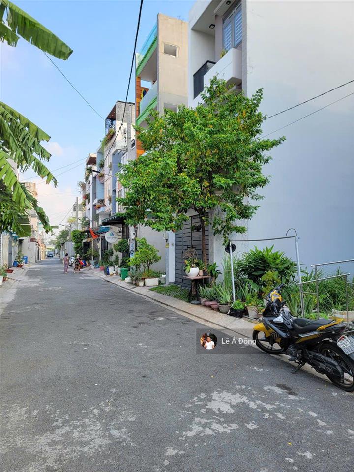 Đất kdc đường số 8 p. linh xuân. dt 54,3m2, full thổ cư. hẻm 7m, ngay đại học kinh tế luật