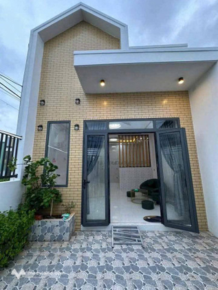 Nhà góc 2 mặt tiền trung tâm Long Điền - Gía 2 tỷ