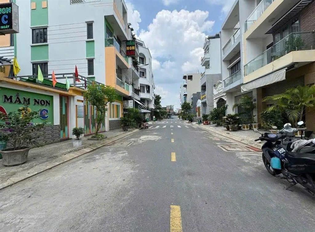 Lô 68,2m2 đường tây lân sát bên trường mầm non abc, giá chuyển nhượng 2 tỷ 880