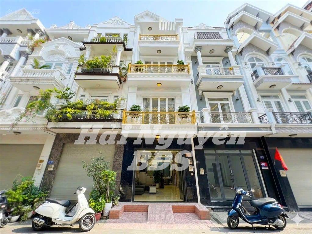 Nhà đẹp 4 tầng kdc hoàng quốc việt q7 4.2m x 12.5m 10 tỉ 500