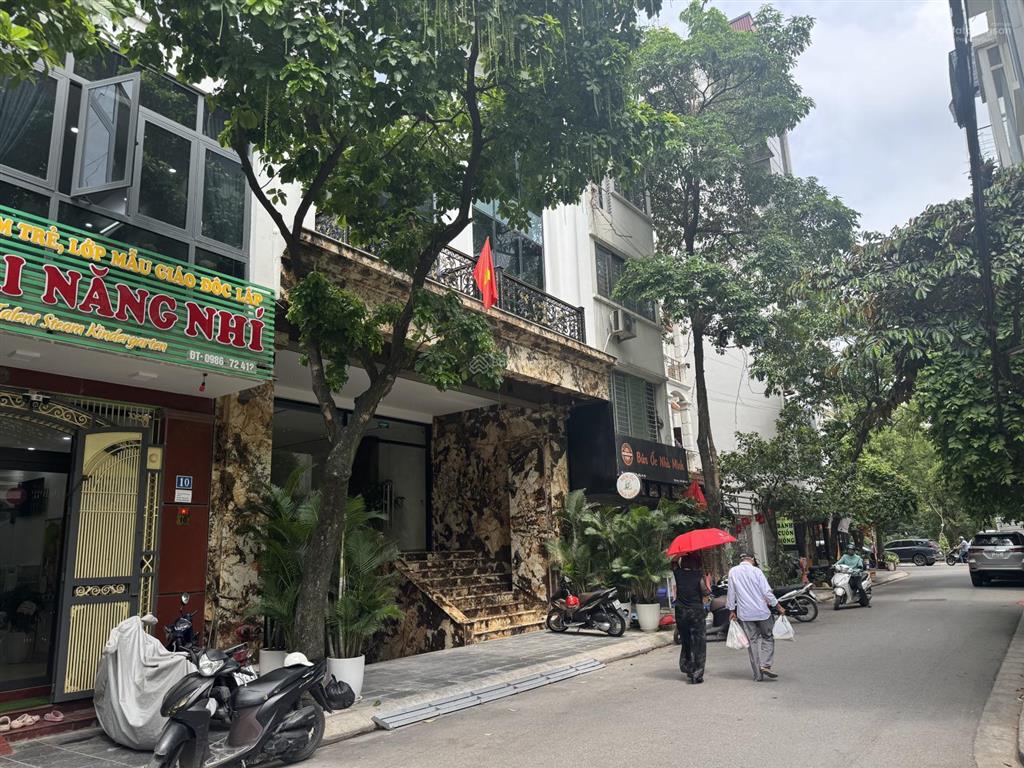 Tú mỡ 63m2 x 6 tầng, 27,8 tỷ vỉa hè ô tô tránh đỗ 24/7 chủ thiện chí bán đường thông ô bàn cờ