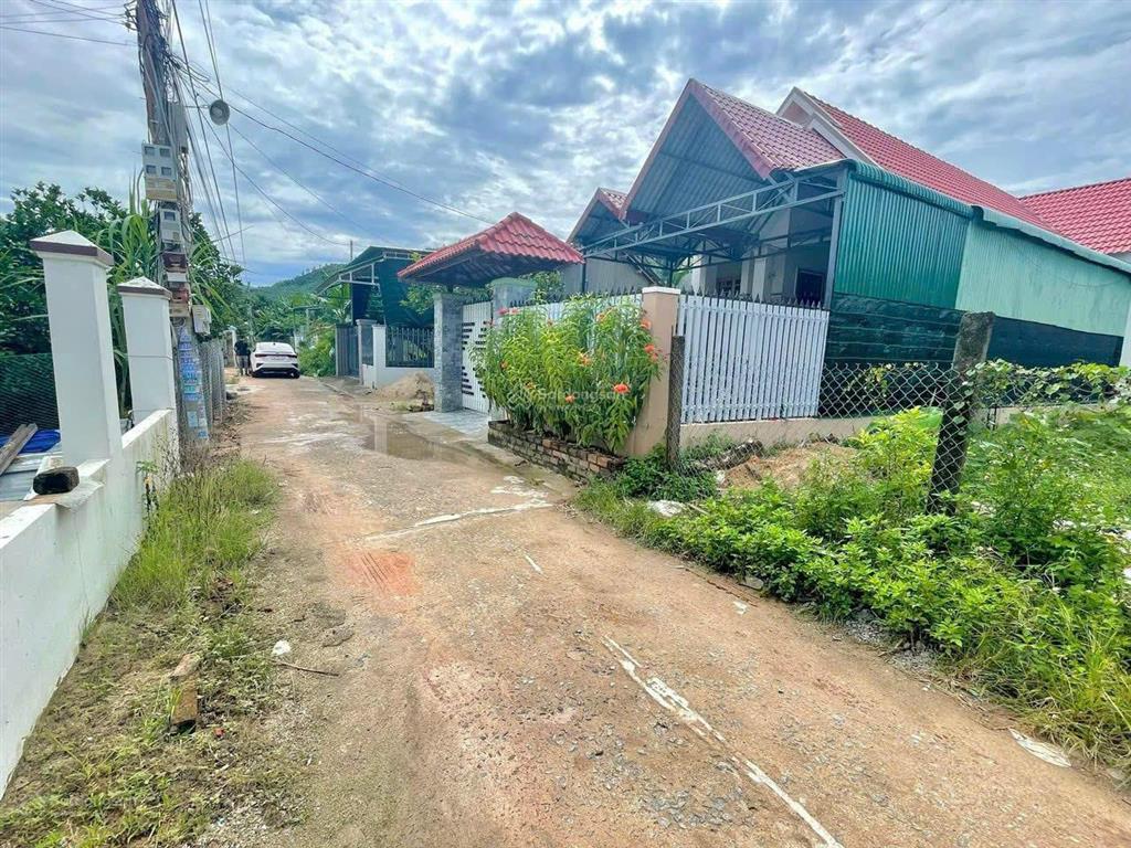 Bán đất gần nút giao suối dầu cam lâm, khánh hòa, giá tốt 1.25 tỷ 193.1m2 thổ cư