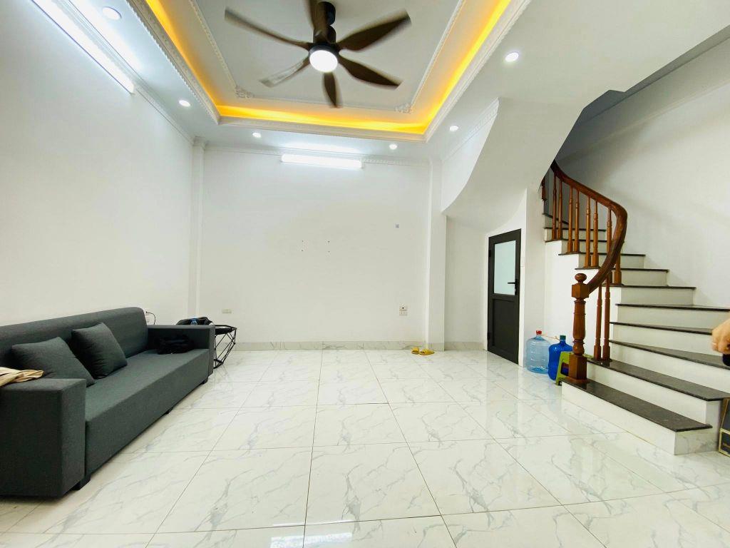 Bán Nhà Thượng Thanh, Long Biên, Xây Mới, Ngõ Thông Thoáng, 32m2, 5T, giá 7,05 tỷ