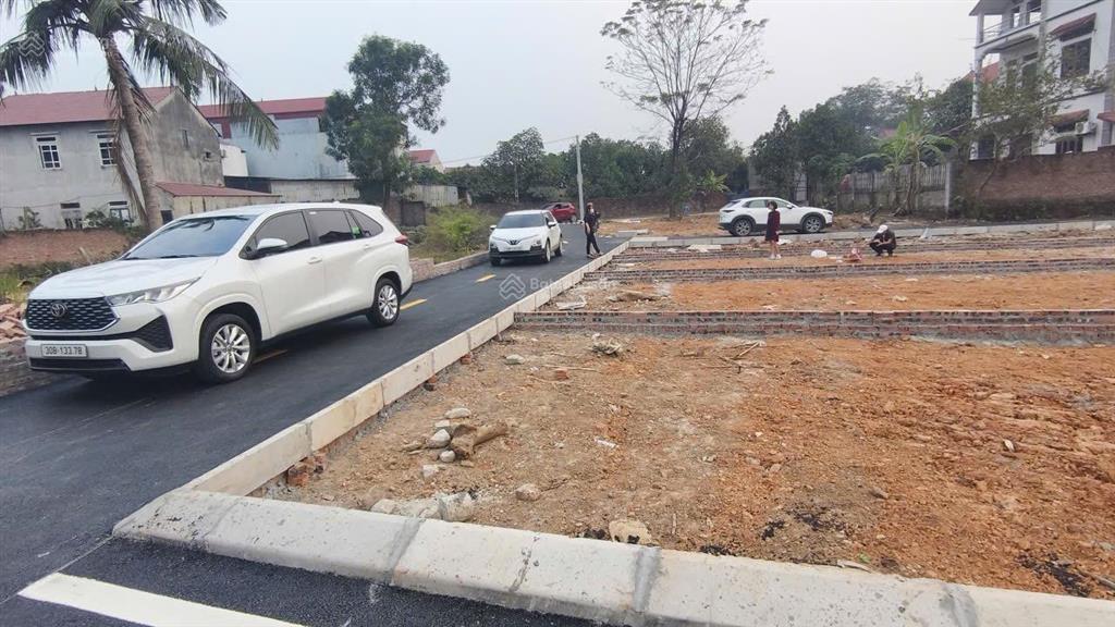 Chính chủ bán lô nền 83m sổ đỏ sang tên tại xã tân minh sóc sơn hà nội 0967 522 ***