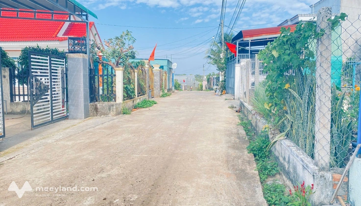 Bán nhà 1 trệt, 1 lầu kiên cố hẻm Quốc lộ 20, Ninh Gia, Đức Trọng cũ, Lâm Đồng