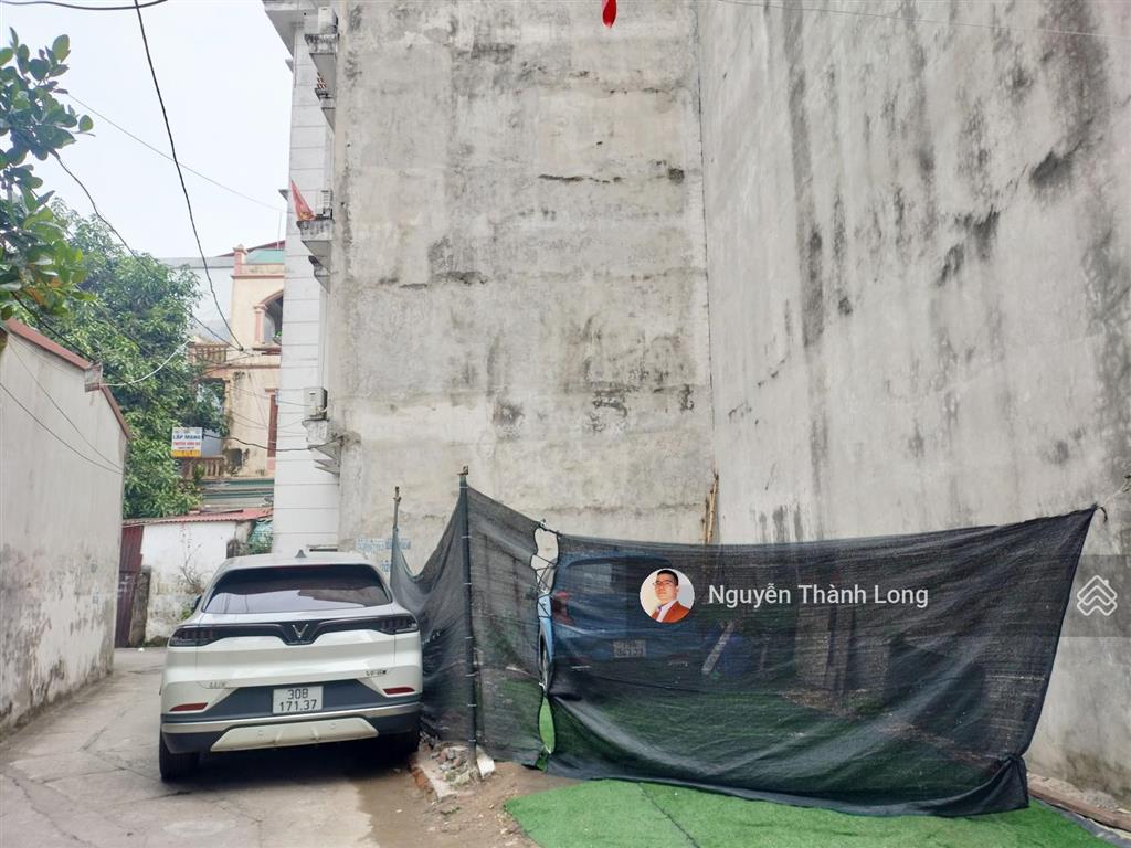 Đầu tư, kinh doanh đất vàng lô góc phường việt hưng, ô tô tránh thông, mt 5m, kề phố, thửa đẹp nét