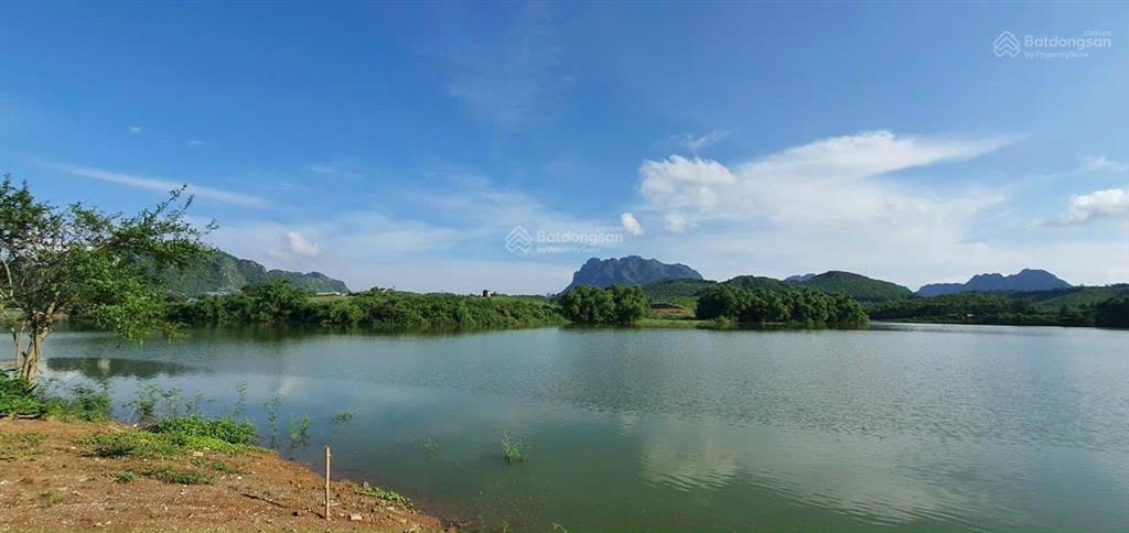Cần bán 9.300 m đất bám hồ siêu đẹp tại lạc thủy hòa bình
