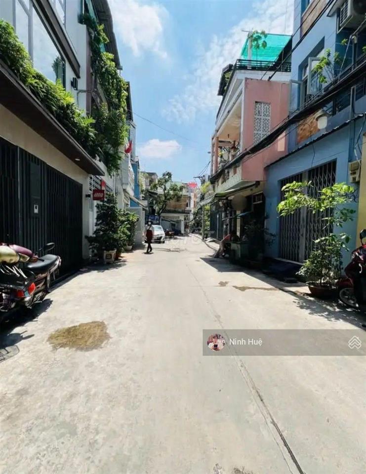1 sẹc đường 3/2 hẻm 5m nhà 44m nở hậu nhé giá 7,49 tỷ.(6039)