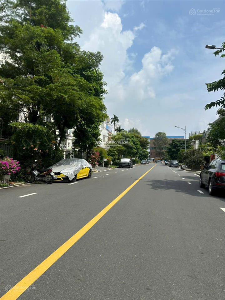 Bán villa nam do phú mỹ hưng 2 mặt tiền đường lớn nhà mới đẹp 56 tỷ