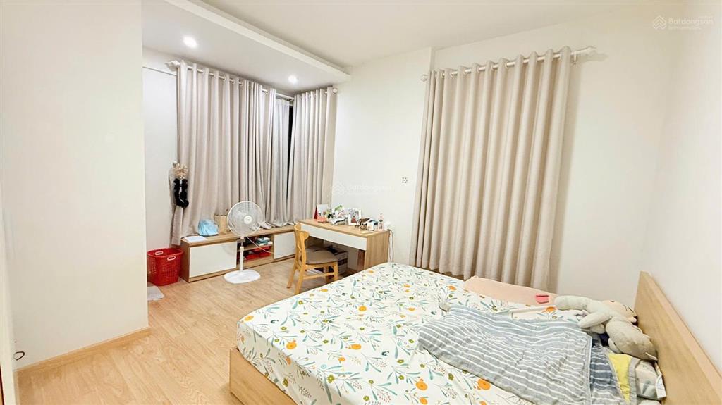 Bán 85m2 2pn2wc ntcb giá 3,4 tỷ có hỗ trợ vay từ vcb tại era town đức khải quận 7 xem nhà inbox