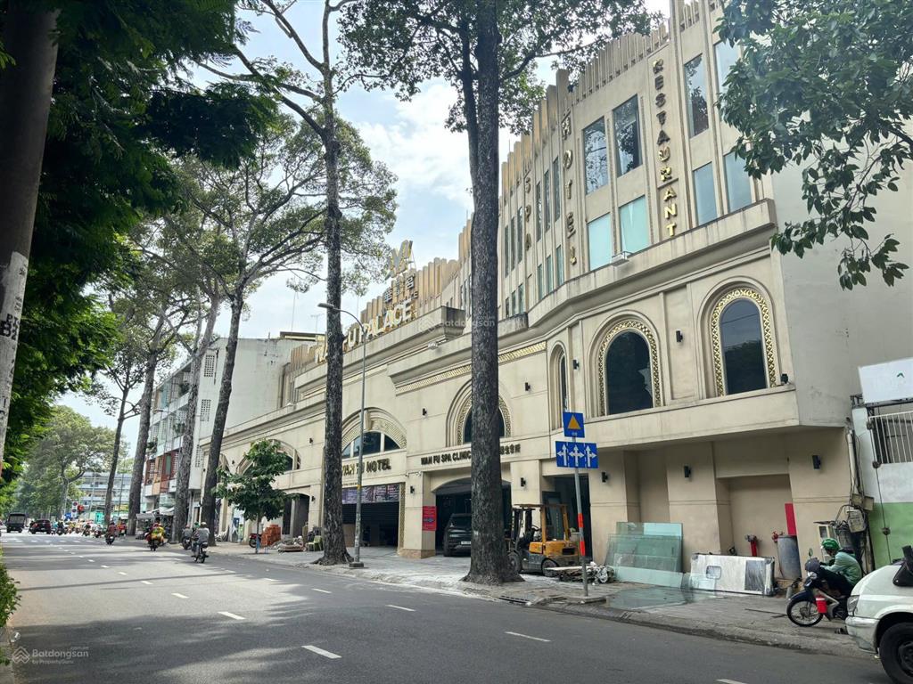 Giảm 76 tỷ về 68 tỷ bán gấp toà văn phòng 900m2 sàn măt tiền hùng vương hầm 7 tầng công viên quận 5