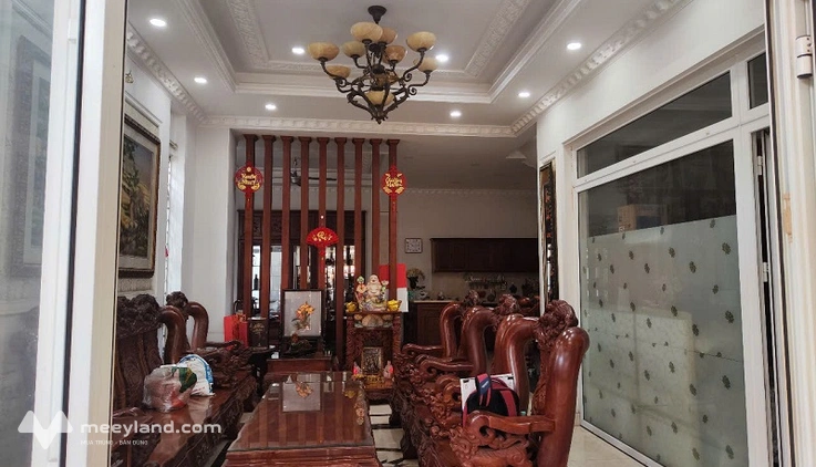 Bán nhà mặt ngộp, xe hơi đỗ cửa đường số 53, Hiệp Bình Chánh, Thủ Đức, 151m2, 3 tầng, còn mới