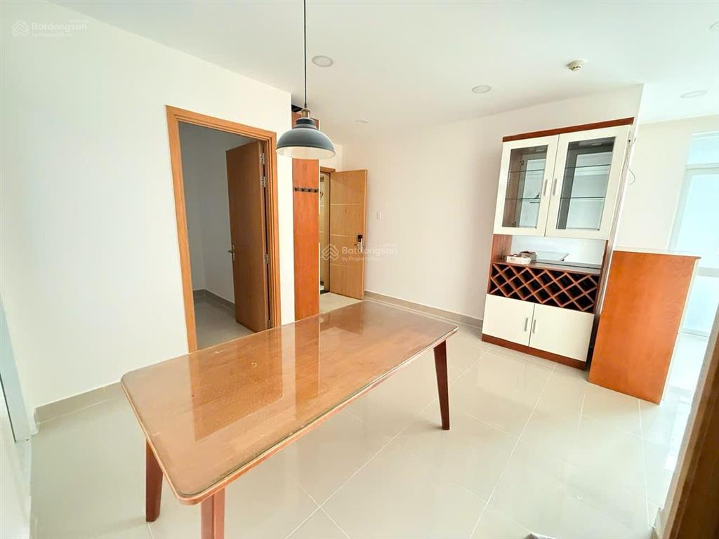 Hot. giá thật. kẹt ngân hàng nên cần bán gấp, 4690tr, full nội thất, sổ hồng sẵn. 0903 675 ***.