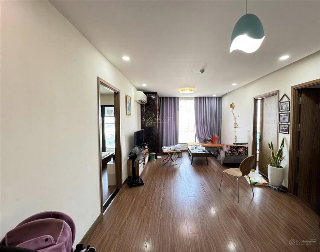 Bán căn hộ chung cư ct2 đn2 khu đô thị định công. đường 2.5. mới đẹp 3 ngủ, dt 82m2, giá 6,3 tỷ
