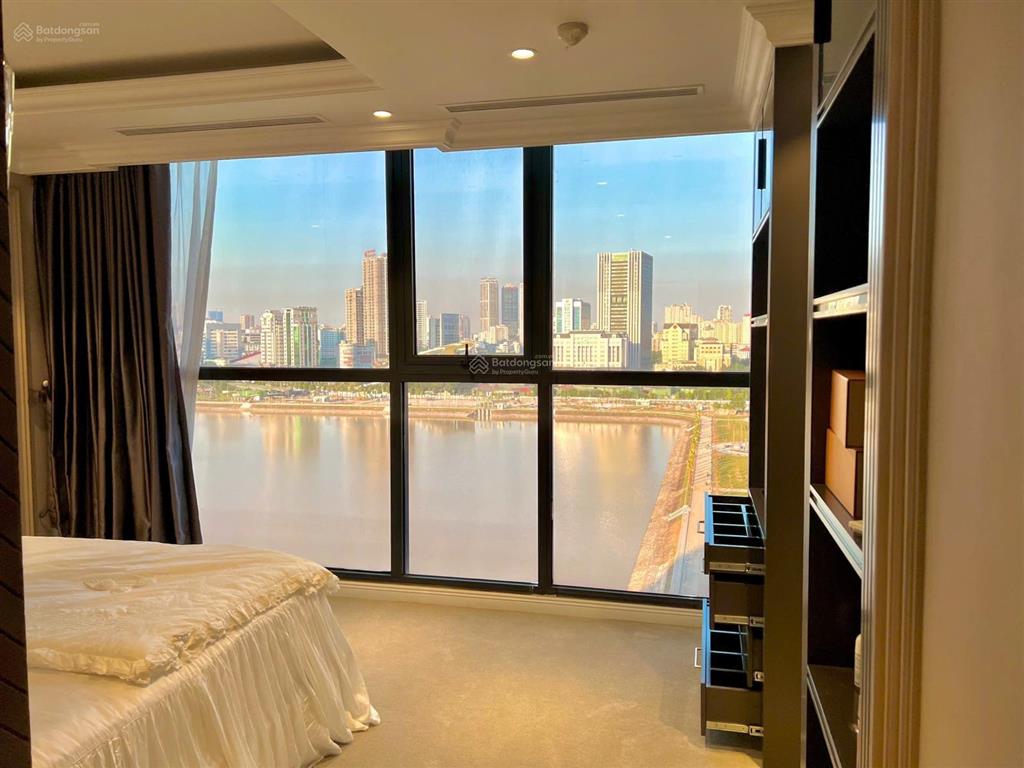 Hàng hiếm view hồ sky lake căn góc 4pn, sẵn sổ sang tên ngay