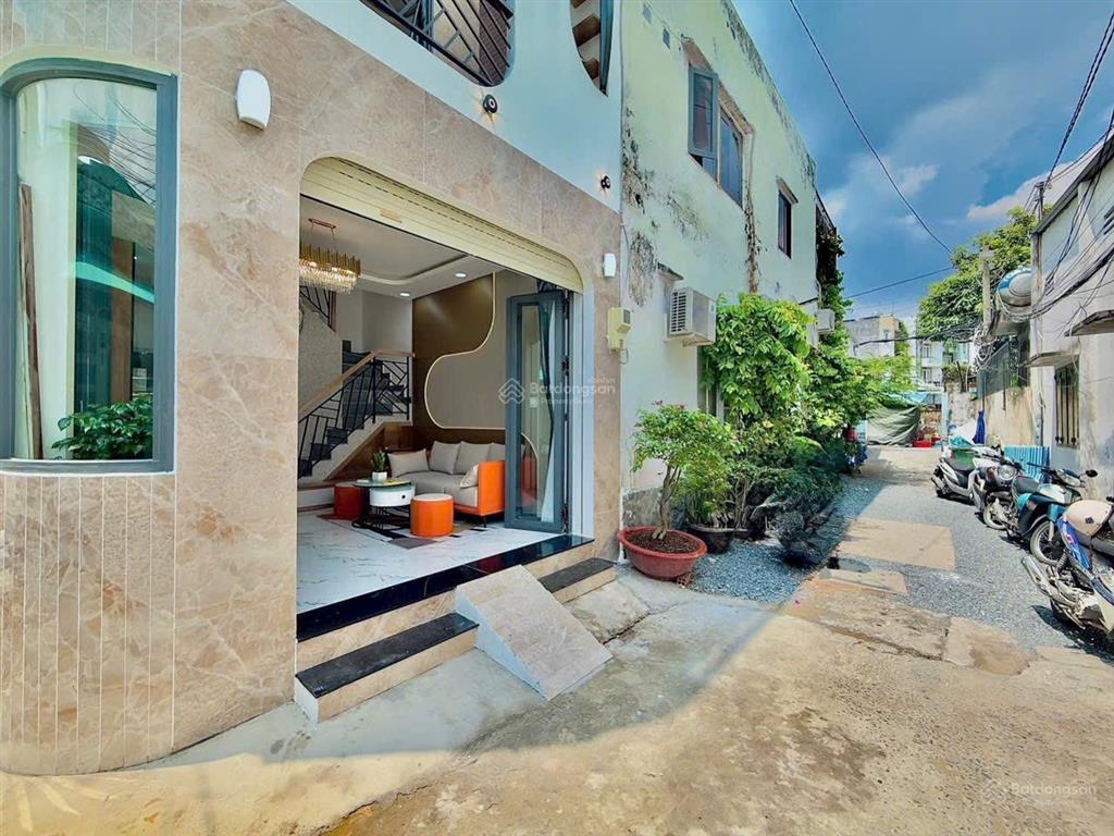 Căn góc 3pn kqh klg, 3 tầng 31.3m2, xh đỗ cửa, full nt ở ngay