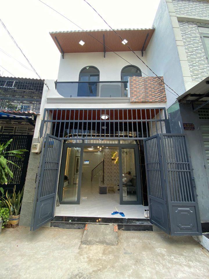Nhà Tân Hoà Đông - Sát 4 Xã hẻm xe hơi đỗ chỉ 4 đồng hơn