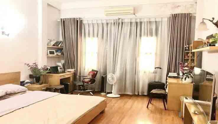 Nhà mặt phố Lê Thanh Nghị, Hai Bà Trưng, kinh doanh tốt, 45mx5t, 27.5 tỷ, 0985696268