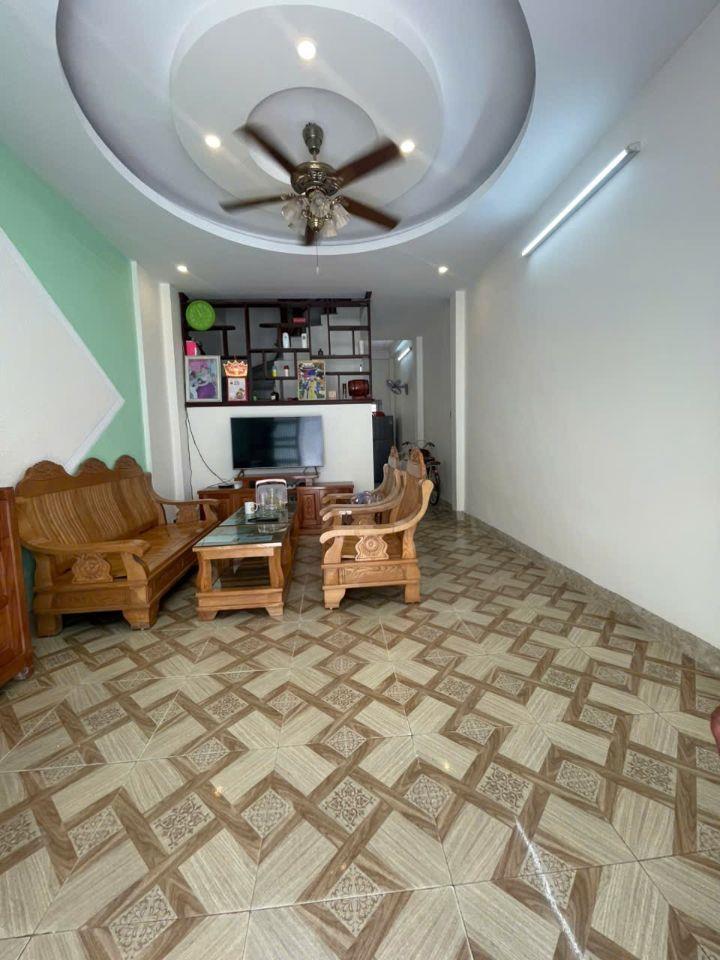 BÁN NHÀ GIÁ RẺ 1.92 TỶ 3 TẦNG 47M2 ( ĐÔNG NAM ) NGÕ TRẦN THÁI TÔNG